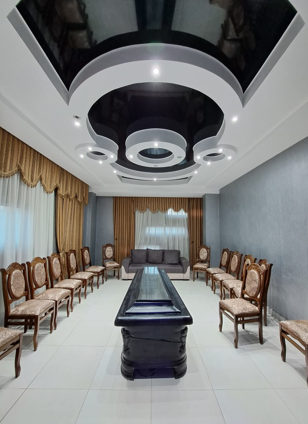 ჩვენს შესახებ